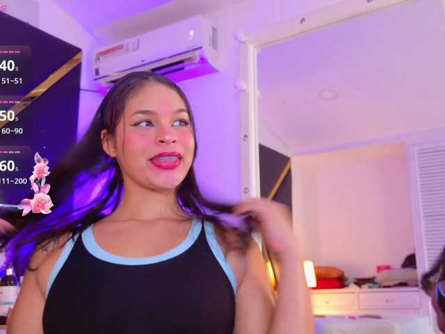JuliethaSousa live cam on BongaCams