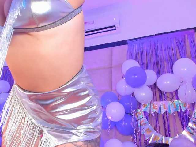 JuliethaSousa live cam on BongaCams