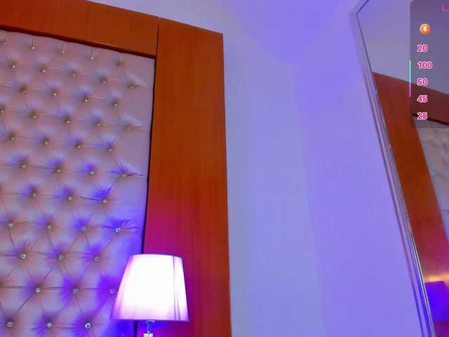 JuliethaSousa live cam on BongaCams