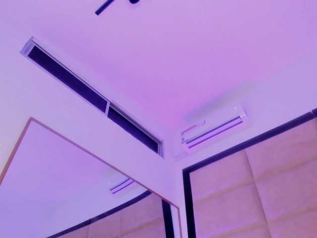 JuliethaSousa live cam on BongaCams
