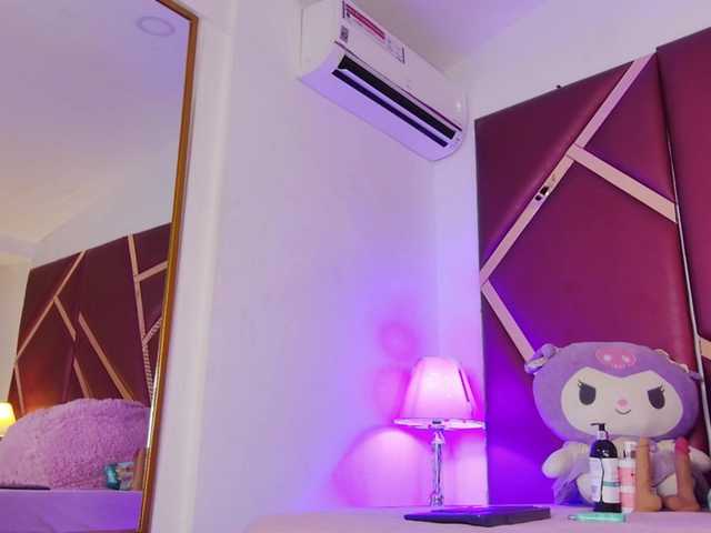 JuliethaSousa live cam on BongaCams