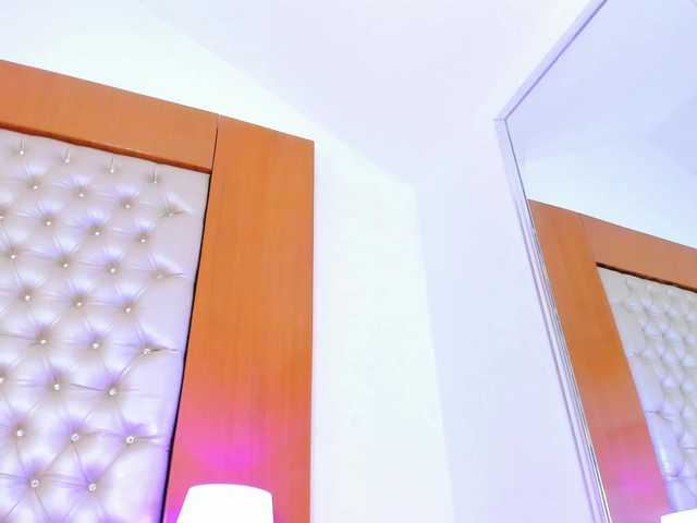 JuliethaSousa live cam on BongaCams