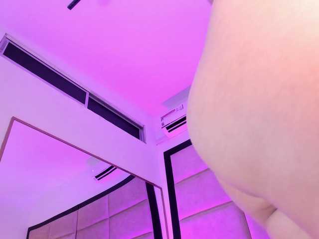 JuliethaSousa live cam on BongaCams