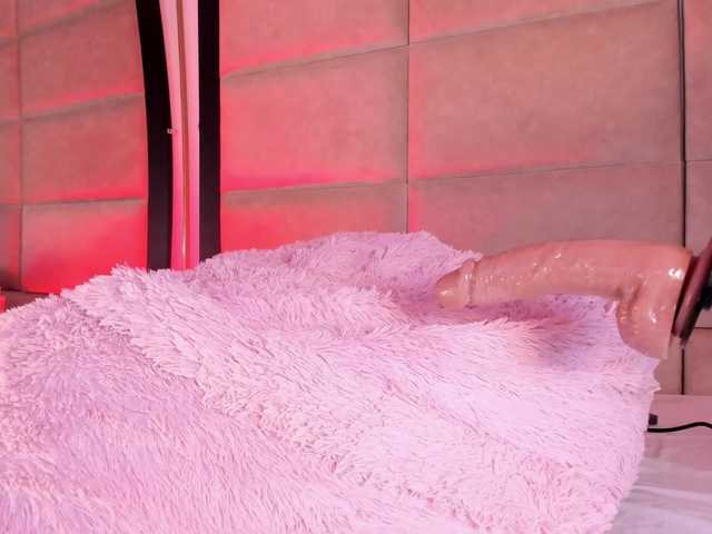 JuliethaSousa live cam on BongaCams