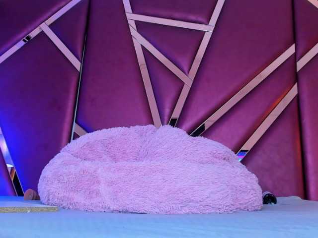 JuliethaSousa live cam on BongaCams