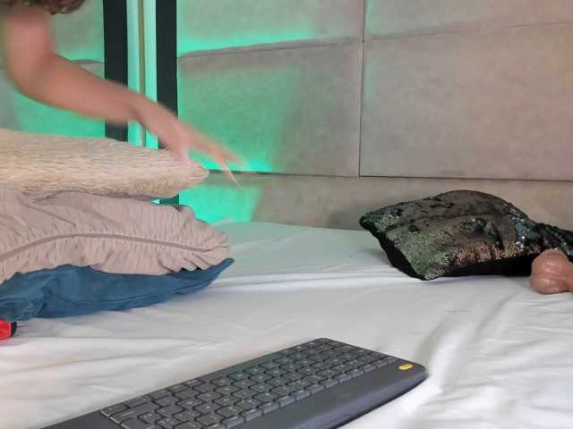 JuliethaSousa live cam on BongaCams