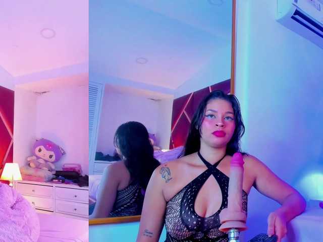 JuliethaSousa live cam on BongaCams