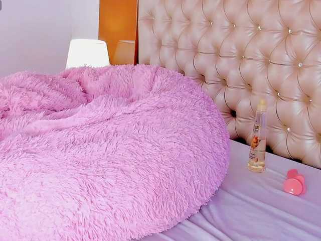 JuliethaSousa live cam on BongaCams
