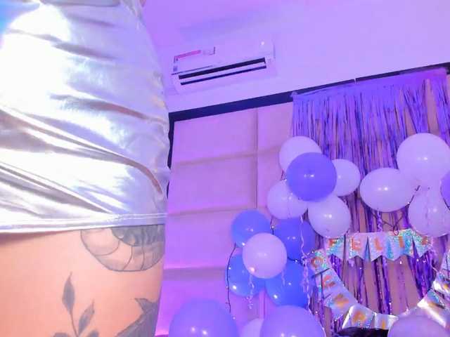 JuliethaSousa live cam on BongaCams