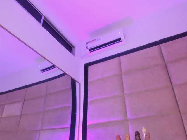 JuliethaSousa live cam on BongaCams