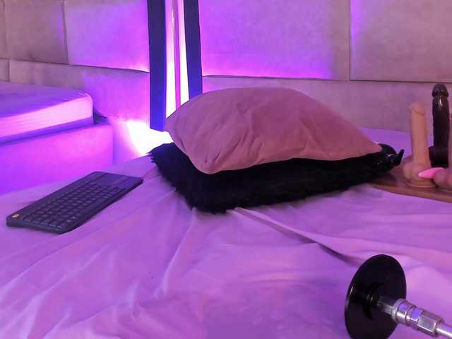 JuliethaSousa live cam on BongaCams