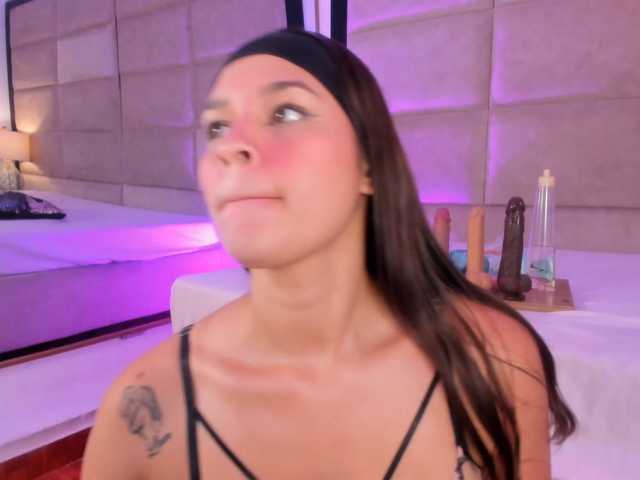 JuliethaSousa live cam on BongaCams