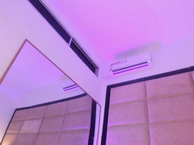 JuliethaSousa live cam on BongaCams