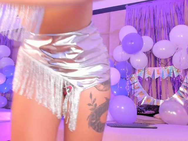 JuliethaSousa live cam on BongaCams