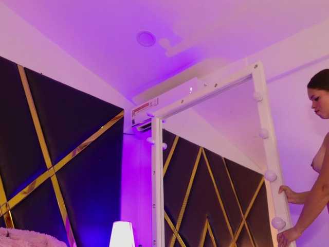 JuliethaSousa live cam on BongaCams