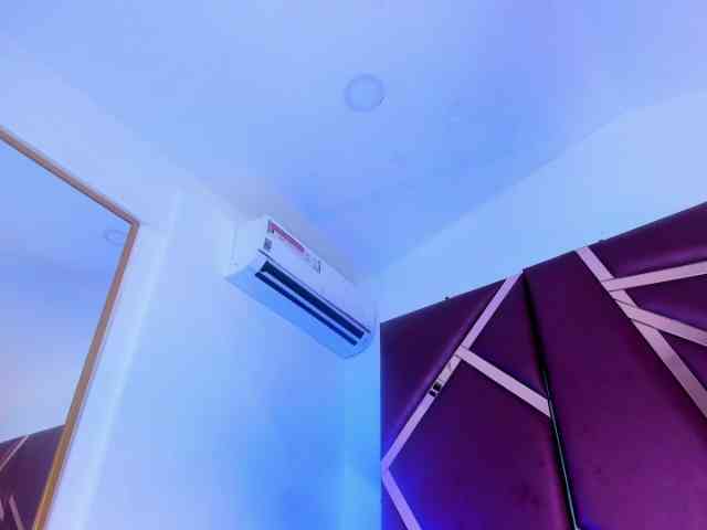 JuliethaSousa webcam