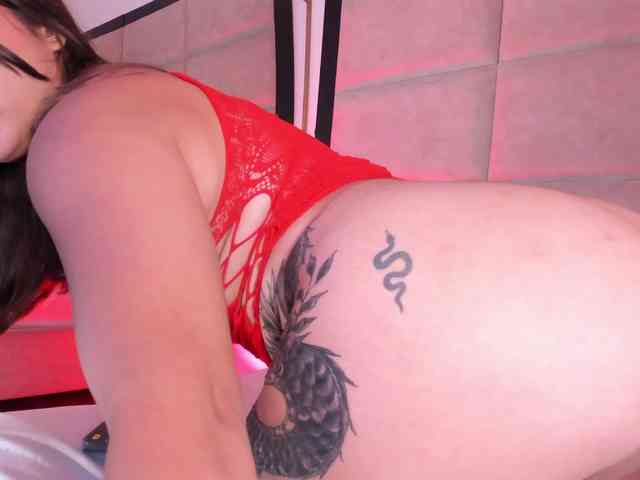 Modelo: JuliethaSousa