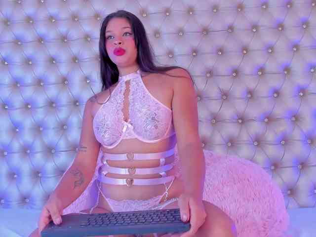 JuliethaSousa webcam