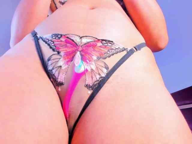 JuliethaSousa webcam