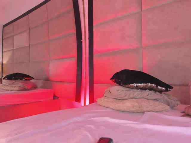 JuliethaSousa webcam