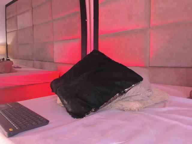 JuliethaSousa webcam