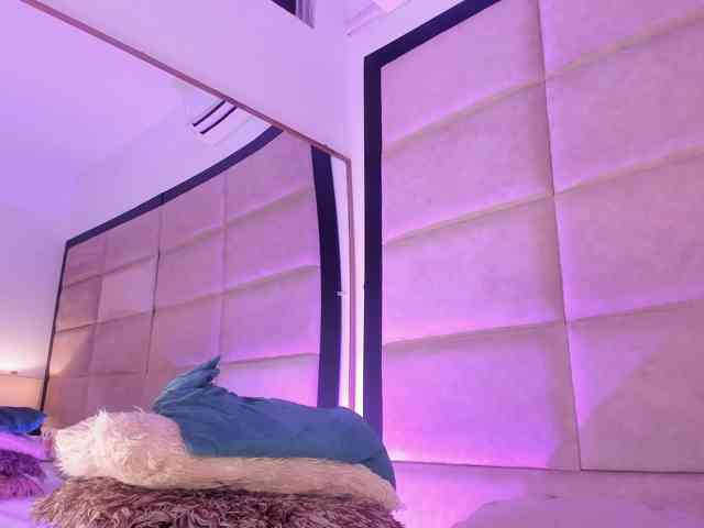 JuliethaSousa webcam