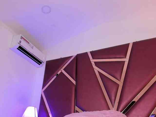 JuliethaSousa webcam
