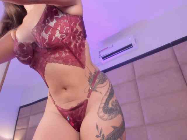 Modelo: JuliethaSousa