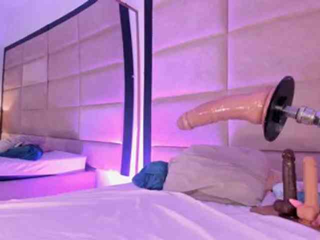 JuliethaSousa webcam