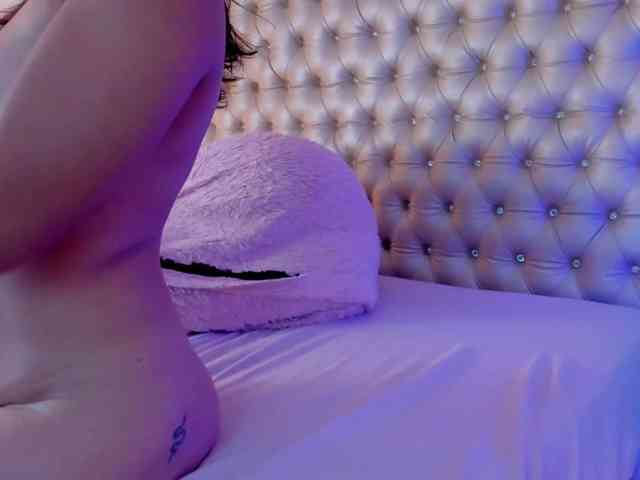 JuliethaSousa webcam
