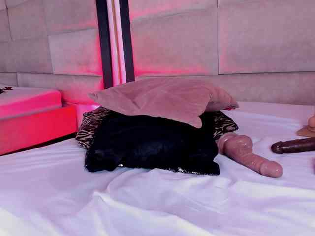 JuliethaSousa webcam