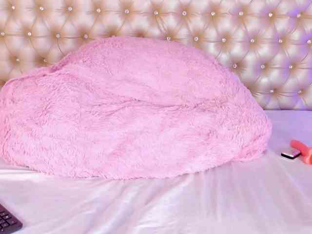 JuliethaSousa webcam