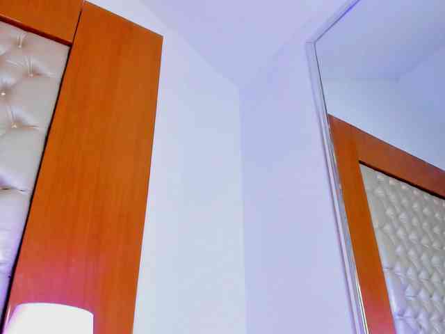 JuliethaSousa webcam