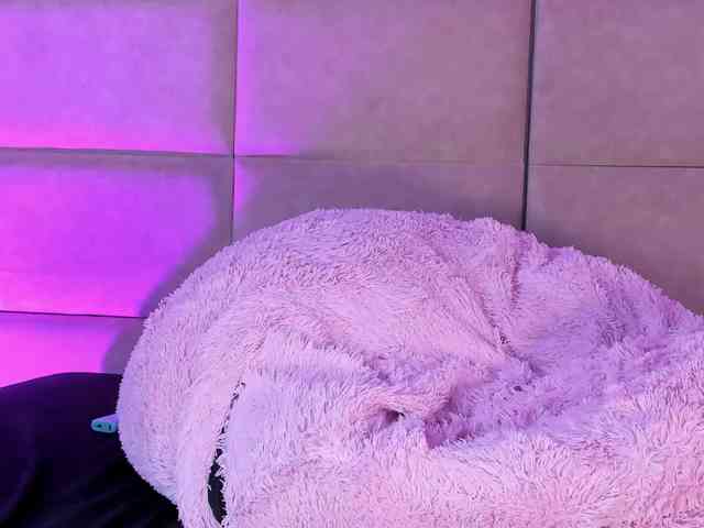JuliethaSousa webcam