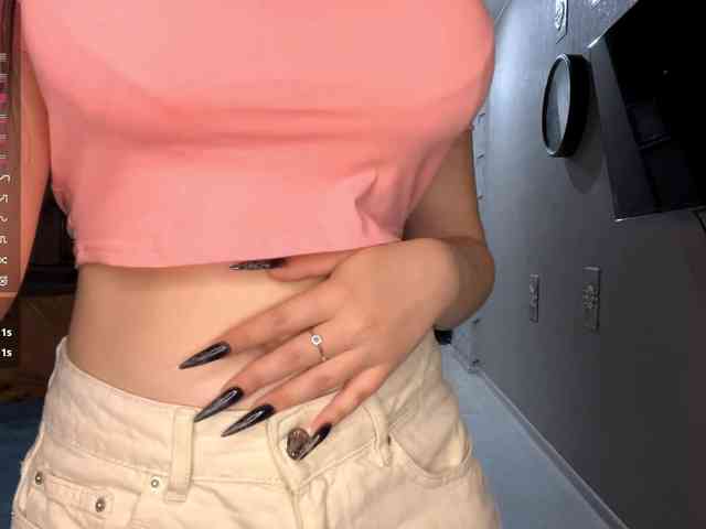 AsiaMinerva Live Webcam on BongaCams