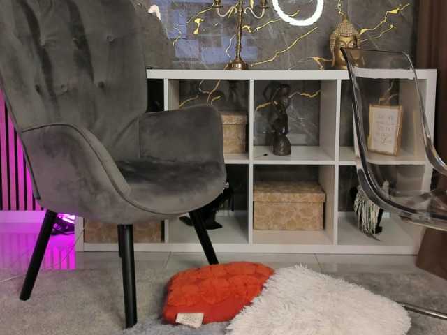 SpicyLeila live cam on BongaCams
