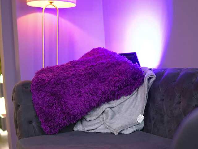 SpicyLeila live cam on BongaCams