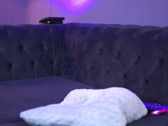 SpicyLeila live cam on BongaCams
