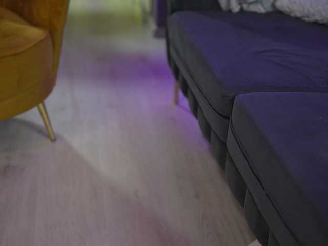 SpicyLeila live cam on BongaCams