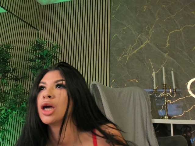 SpicyLeila live cam on BongaCams