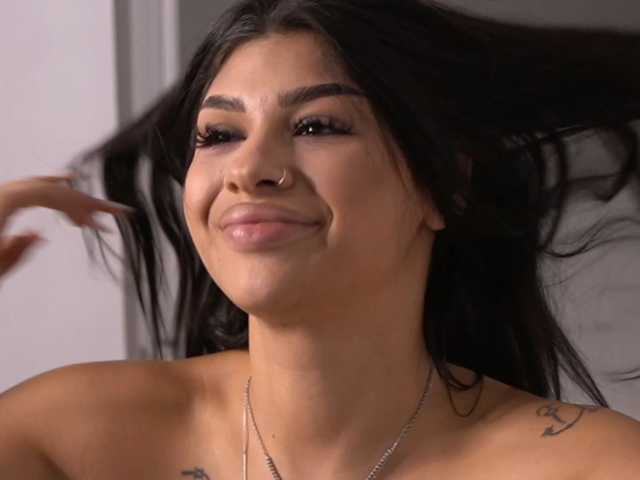 SpicyLeila live cam on BongaCams