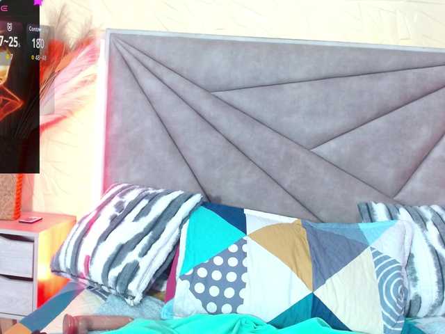 esmeralda-oikos live cam on BongaCams