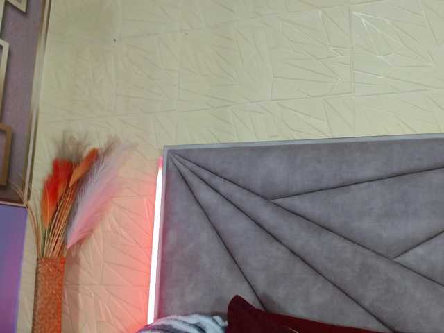 esmeralda-oikos live cam on BongaCams