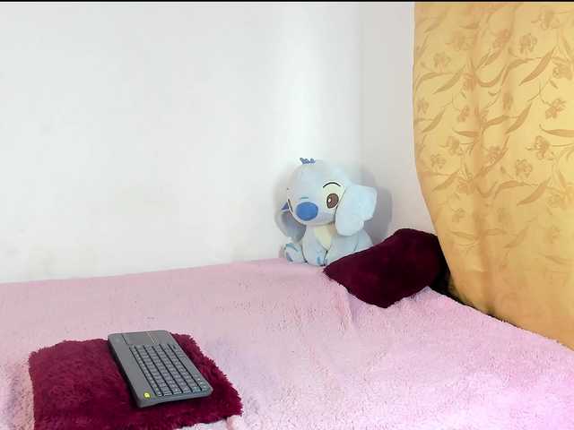 Stefany-sky live cam on BongaCams