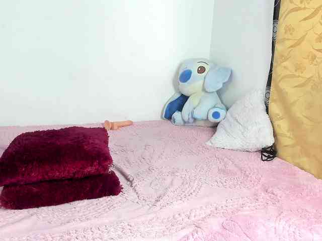 Stefany-sky webcam