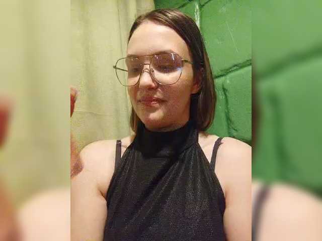 SorelleNoir live cam on BongaCams
