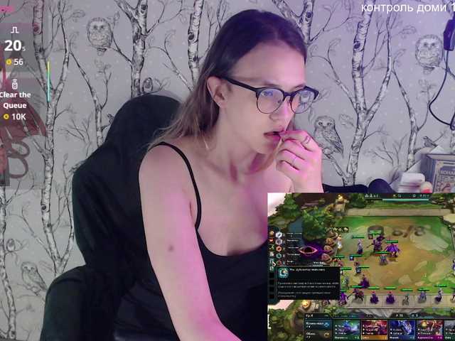 SorelleNoir live cam on BongaCams