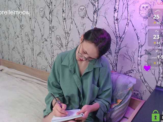 SorelleNoir live cam on BongaCams