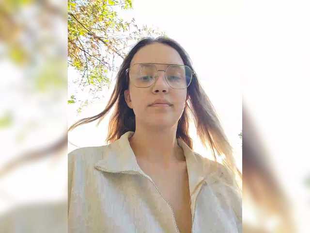 SorelleNoir live cam on BongaCams