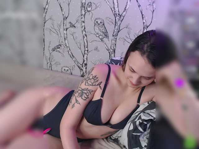 SorelleNoir, live now on BongaCams
